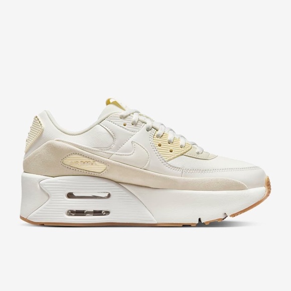 Nike Shoes - Nike 
air max 90
LV8
Brand new